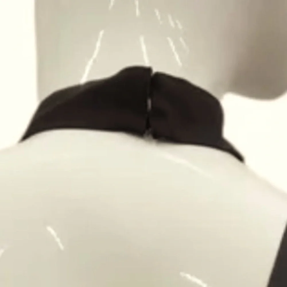 NASTY GAL black ruffled flutter sleeve criss cross halter crop top NWT - Picture 4 of 7